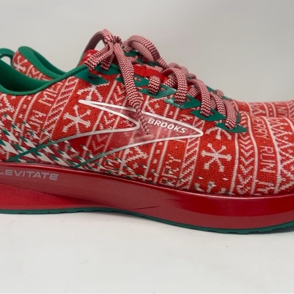 Brooks Levitate 5 Run Merry Mens Size 12.5 Running Shoes Christmas Sweater - Picture 5 of 10